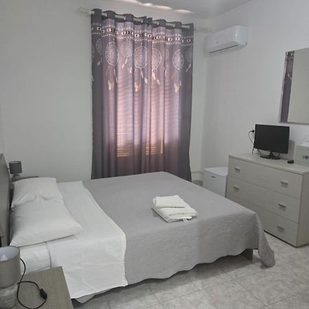لا ماداّلينا Guest House Tra Rocce E Mare المظهر الخارجي الصورة