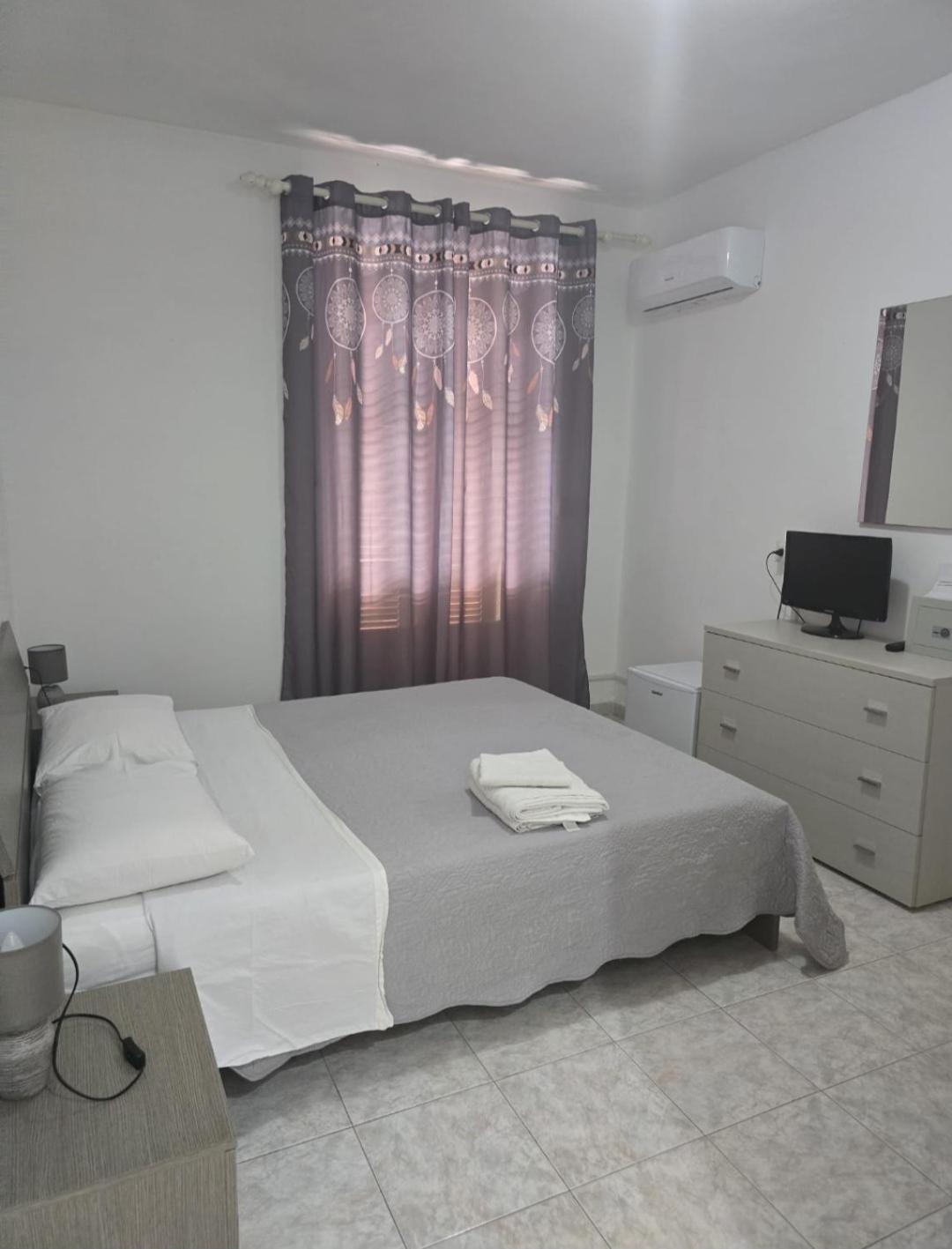 لا ماداّلينا Guest House Tra Rocce E Mare المظهر الخارجي الصورة