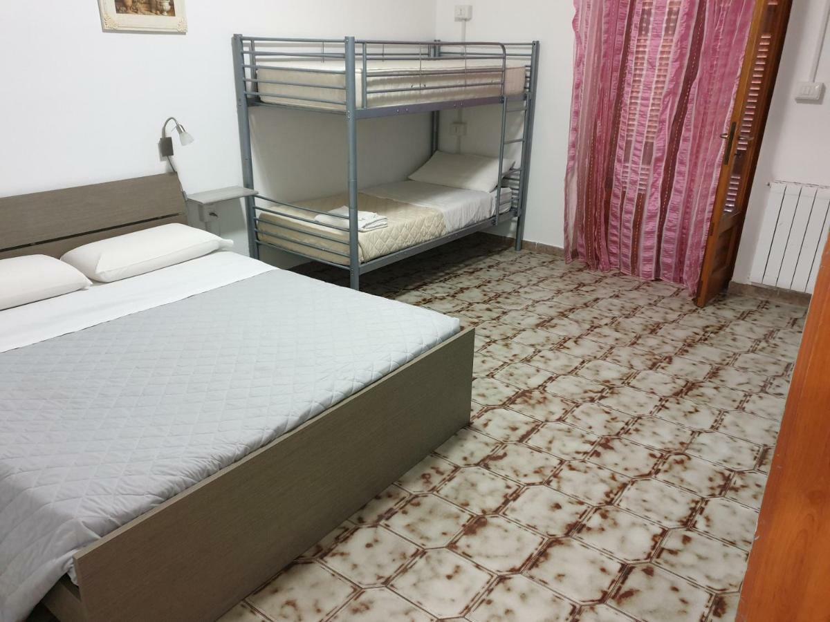 لا ماداّلينا Guest House Tra Rocce E Mare المظهر الخارجي الصورة